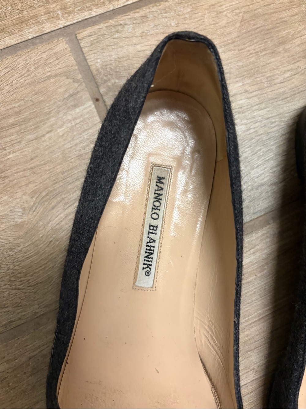 Manolo Blahnik Pointed Toe Flats Gray black size 40.5 10 US - Picture 2 of 9